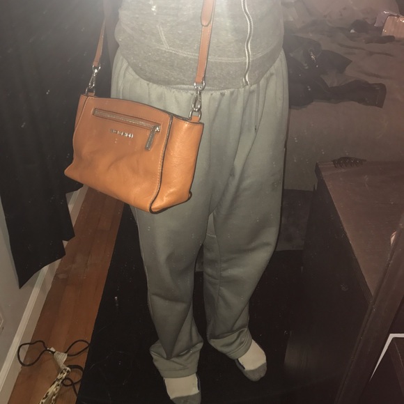 Michael Kors satchel - Picture 4 of 4